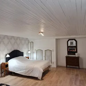 Appartement Le « saint-just » France